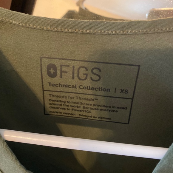 FIGS scrub set XS - Picture 3 of 6